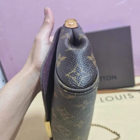 SOLD Authentic Louis Vuitton Favorite MM - Picture 11 of 12